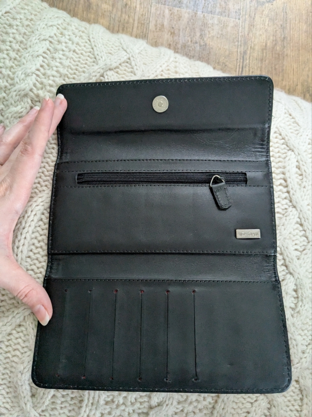 Pineda Covalin Monarch Butterly Red Leather Continental Wallet - Picture 5 of 7